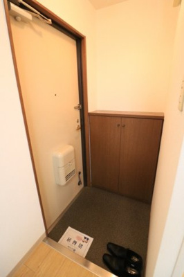 【玄関】 | コスモフラット | ※お写真は同物件別部屋です。