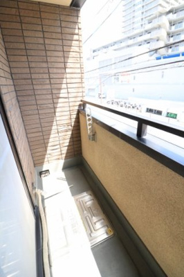 【バルコニー】 | コスモフラット | ※お写真は同物件別部屋です。