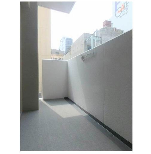 セレニテ北久宝寺　BRAVI不動産のバルコニー|【セレニテ北久宝寺】広々としたバルコニーです