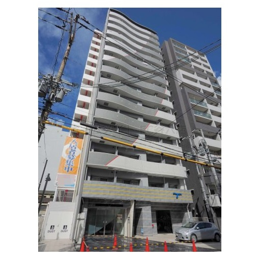 セレニテ北久宝寺　BRAVI不動産の外観