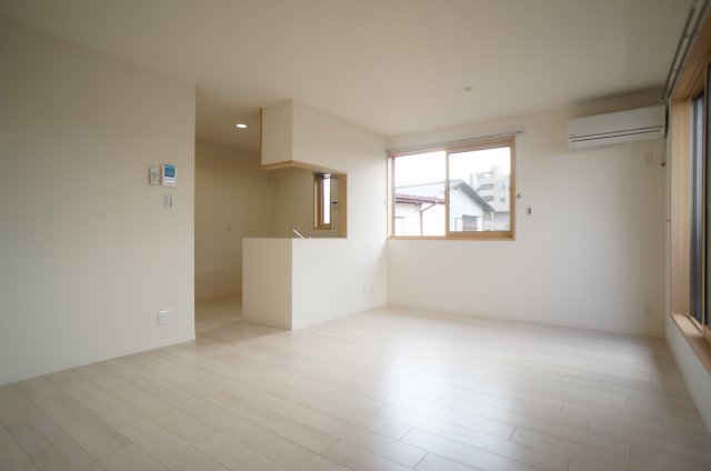 アンボワーズ売布の居間・リビング