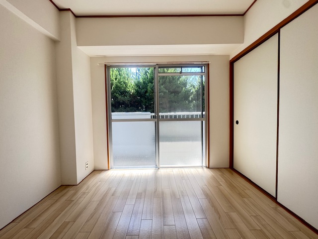 椋本マンションの居間・リビング