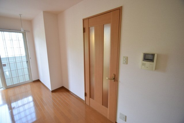 ウィステリアⅣ|仕切り戸