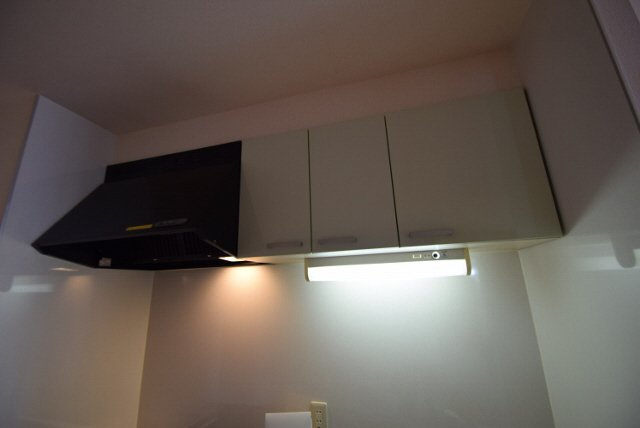 ウィステリアⅣのキッチン|キッチン上部