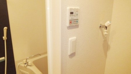 リブリ・宮本の洗面所|浴室乾燥機あり
