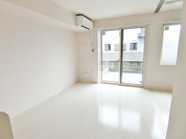 マ・メゾンの居間・リビング