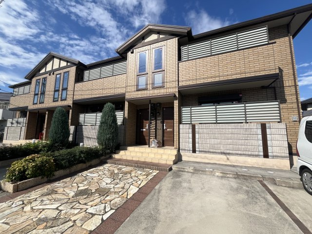 エーデル自由丘の外観