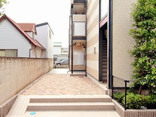 【エントランス】 | ハピネス