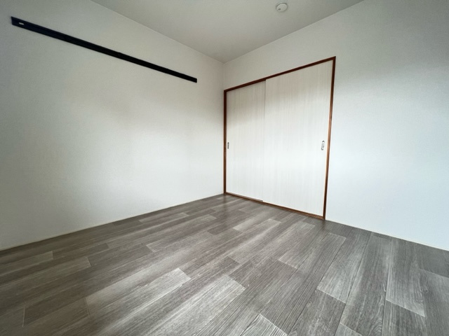 パークハイツ加太の洋室