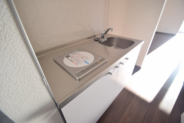 プリズム6番館のキッチン|IHひと口コンロつき