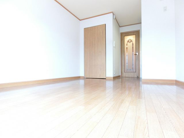 フルールふじさわ台の洋室