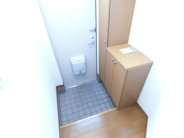 サンヒルズ千代田Ⅲの玄関