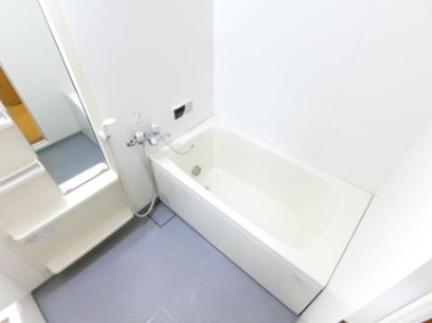 青葉丘マンションの浴室