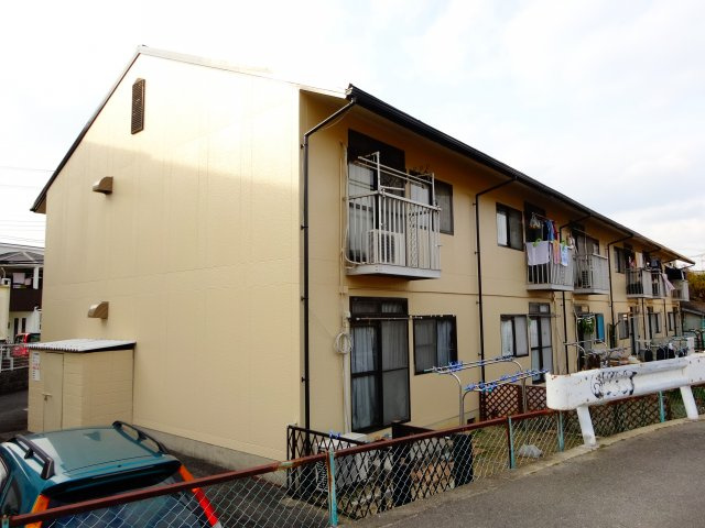 緑ヶ丘ハイツの外観