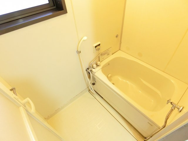 緑ヶ丘ハイツの浴室