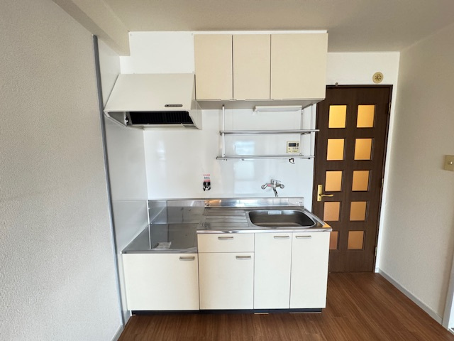 アプティ3番館のキッチン|同物件別部屋イメージ写真