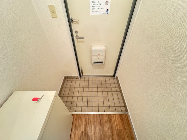 アプティ3番館の玄関|同物件別部屋イメージ写真