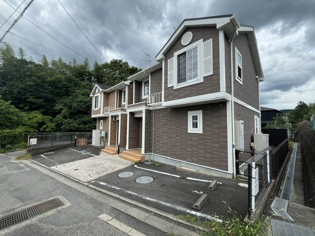 ユタカハイツ加賀田B棟の外観
