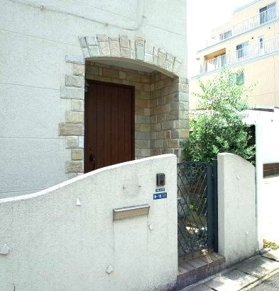 【エントランス】 | 岡本3丁目戸建