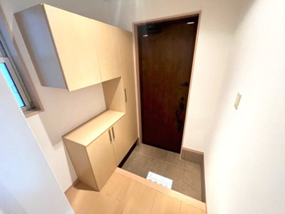 【玄関】 | 岡本3丁目戸建