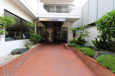 【エントランス】 | マンション立町