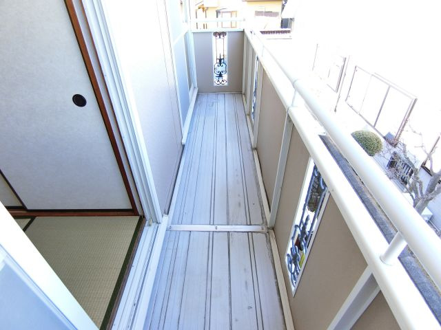 サンハイツ木戸のバルコニー