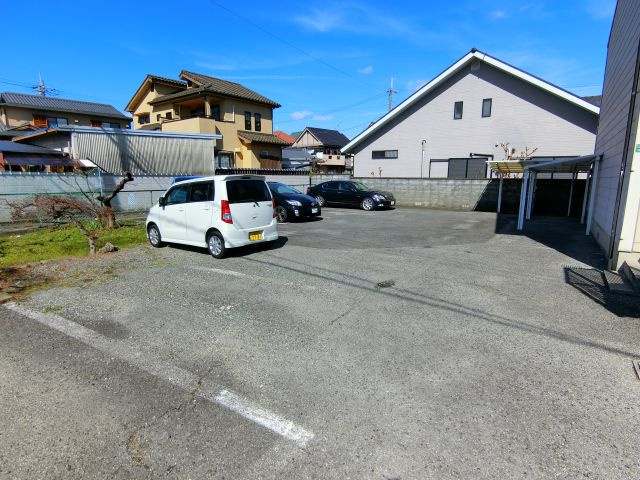 サンハイツ木戸の駐車場