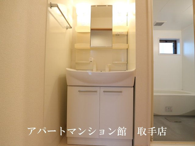 パサージュA棟の独立洗面台