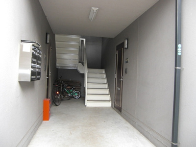 【その他共用部分】 | フォンテーヌ国立 | 外階段