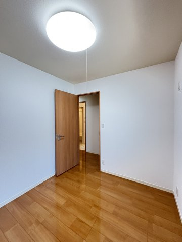 ベルアネスB棟の居間・リビング