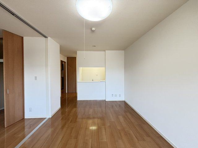 ベルアネスB棟の洋室