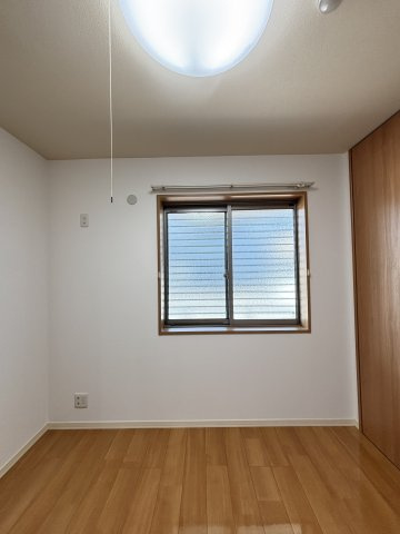 ベルアネスB棟の収納