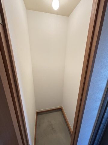 ベルアネスB棟の収納