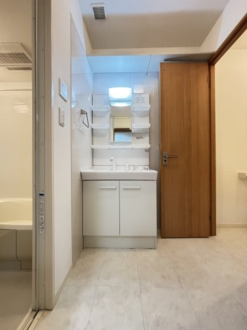 ベルアネスB棟の浴室