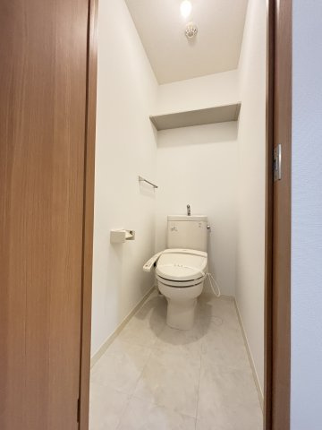 ベルアネスB棟の洗面所