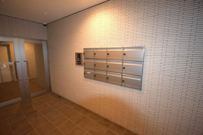 【エントランス】 | ELEGANCE大阪