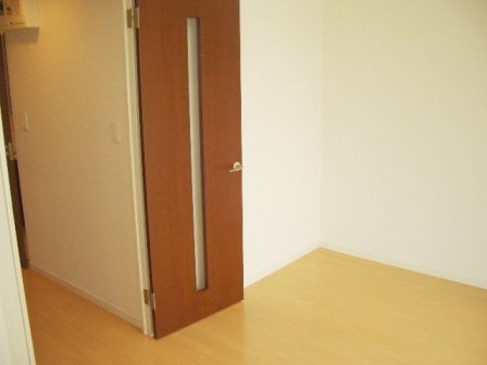 リブリ・ＫＯＴＯ（コト）の居間・リビング|エアコン付きです。