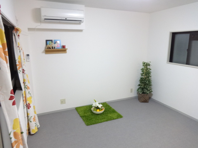 錦町ハイツの洋室
