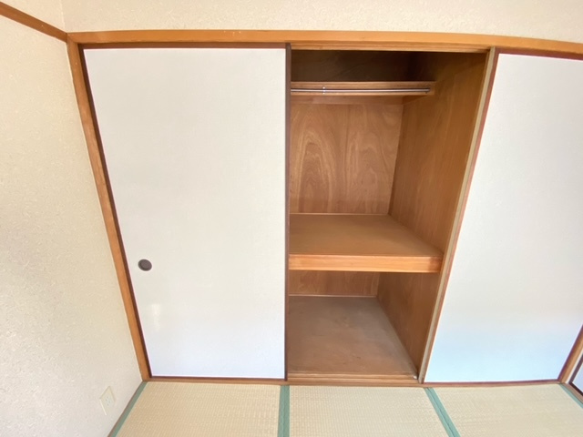 パークサイド寺池台の収納