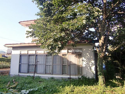 【外観】 | 箕輪町中箕輪中古住宅２９ | 南側の庭 家庭菜園ができます♪