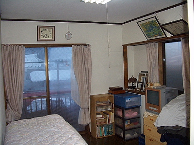 【居間・リビング】 | 岡谷市中央町１丁目 中古住宅