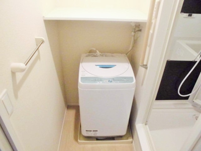 【設備】 | 亜土 | 室内洗濯機置き