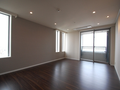 千代田区三番町の賃貸マンションの洋室