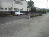 岡本モータープールの画像