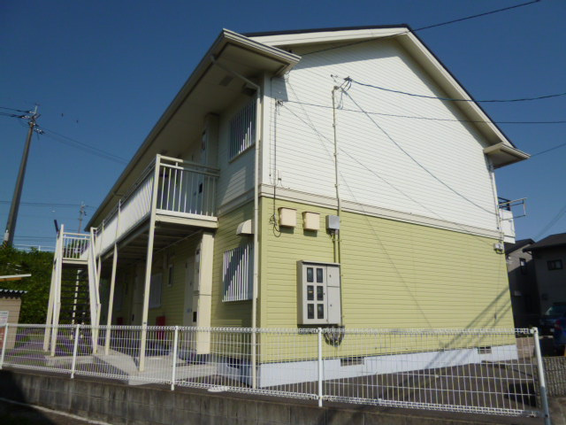 倉敷市児島稗田町のアパートの外観