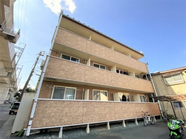 ラ・ペルラ下北沢