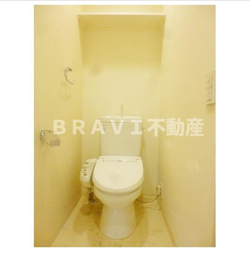 クラウンハイム北心斎橋フラワーコート　BRAVI不動産のトイレ|【クラウンハイム北心斎橋フラワーコート】トイレです