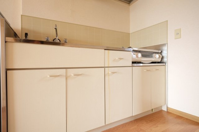 【キッチン】 | アルカディア・センブ | 同タイプの別室画像です　現況優先でご了承ください
