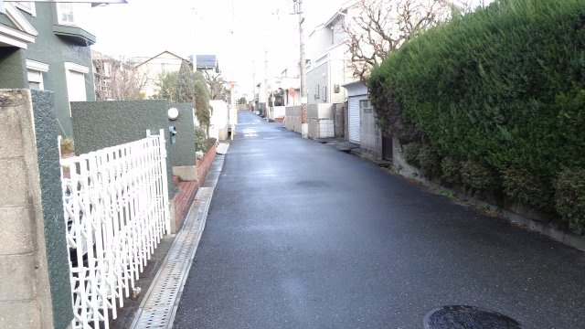 箕面市半町1丁目　土地　A号地の周辺