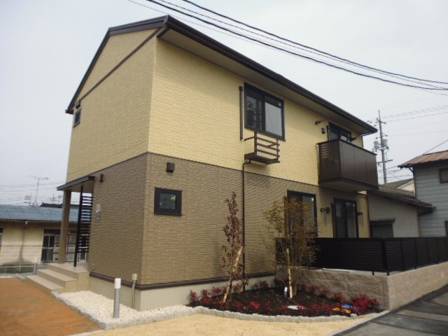 総社市真壁のアパートの外観